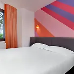 De L'octroi Hotel
