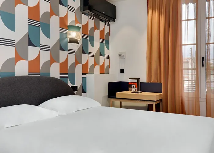 Hotel De L'octroi 3*